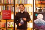 Livros de ficção científica vivem crescimento no Brasil e ganham reforço com lançamento de Cinzas Cósmicas