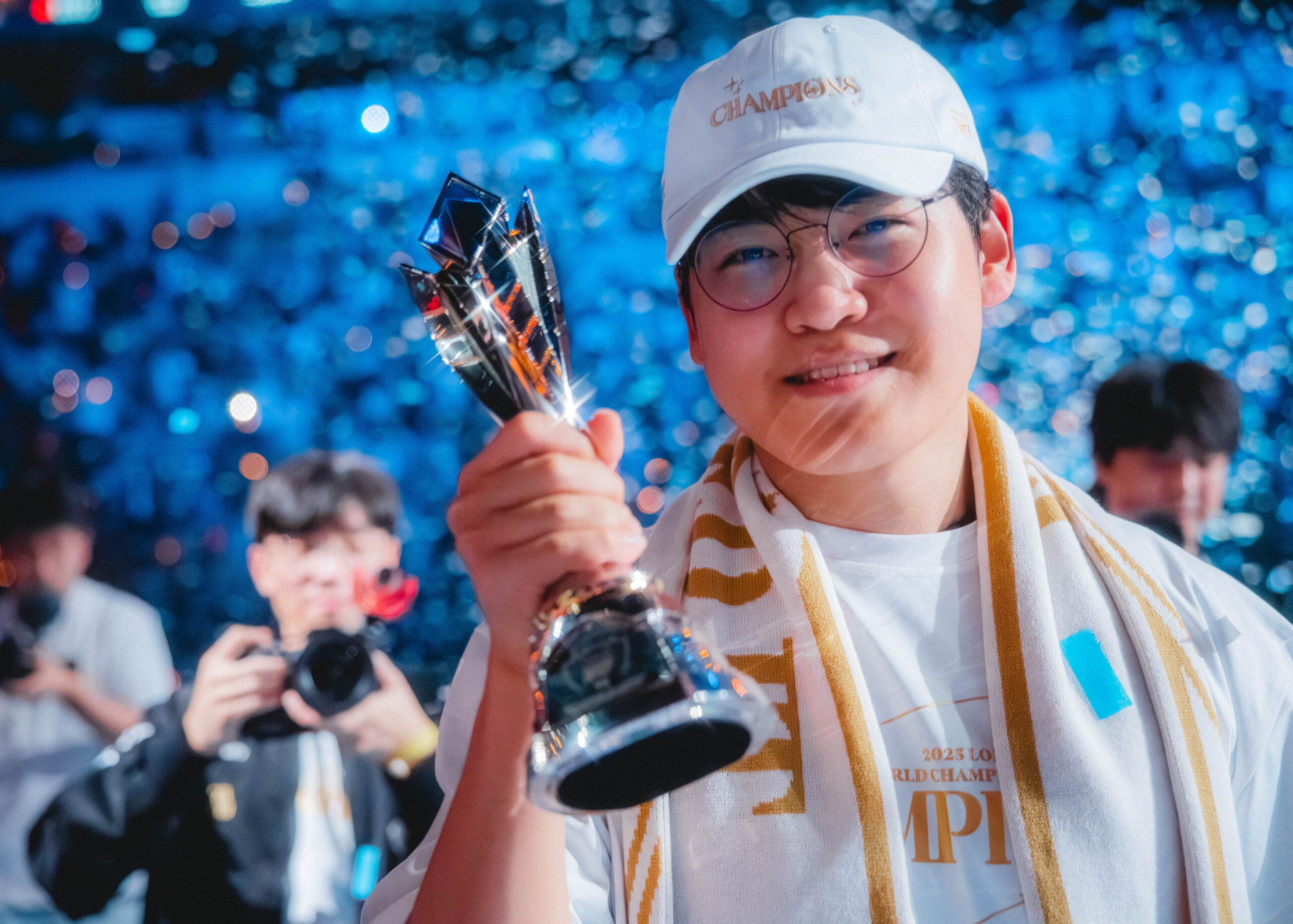 54911480227_7fafa943f5_o-scaled T1 conquista o tricampeonato consecutivo no Worlds 2025 de League of Legends